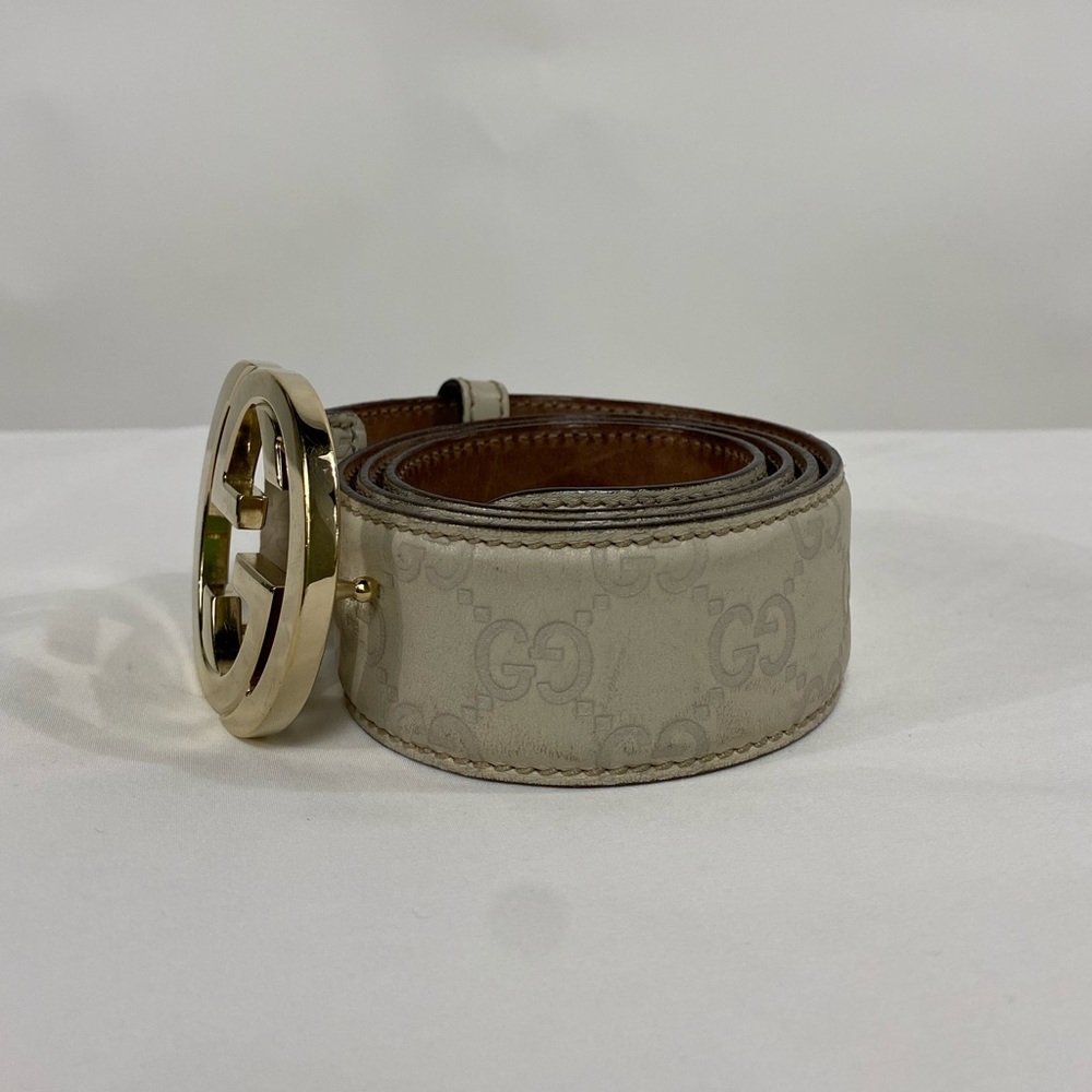 Gucci GG Signature Belt - Picture 2 of 5